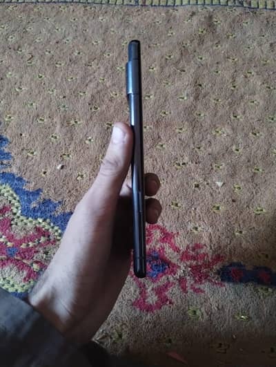 12gb ram 128 gb room