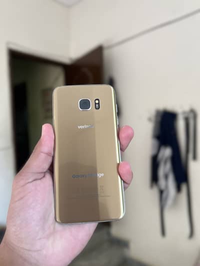 S7 Edge 32/4 gb non pta all sim working good condition