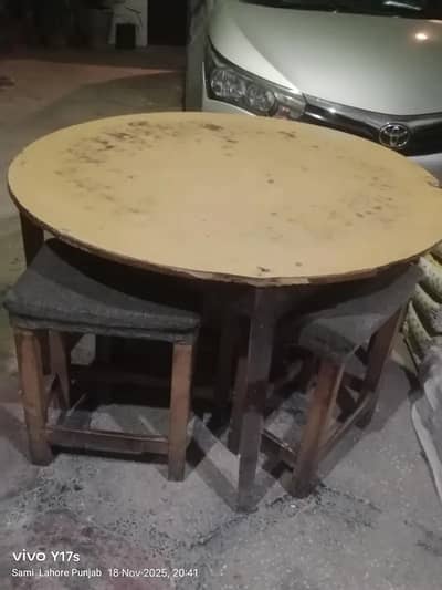 Table Woth four Stool/Table For sale/Wooden Table /Table