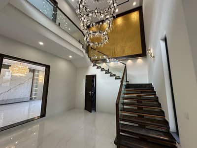 1 KANAL HOUSE FOR SALE IN LAKE CITY LAHORE