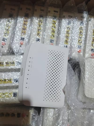 GS3101 XPON WIFI ROUTER AVAILABLE BEST PRICE WITH ADOPTER