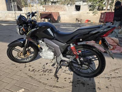 Suzuki GS 1250 125CC 2023 Model Brand new condition