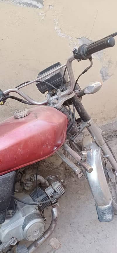 urgent sale paisay zaroorat hain