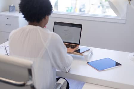 Computer Operator / IT Assistant / Office Assistant  Available for Job