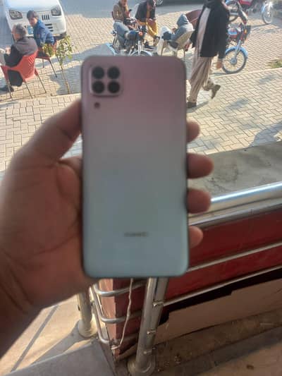Huawei Nova 7 8/128 urgent for sale
