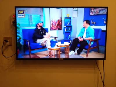 TCL LED ANDROID 43 INCH A OME CONDITION ALL OK HA KOI FAULT NAHI HA