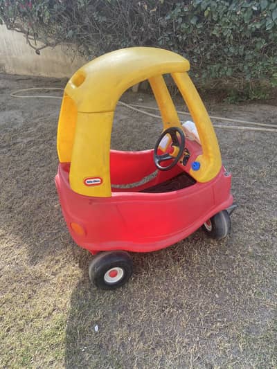 Kids Ride-On Car (Cozy Coupe Style) – Good Condition