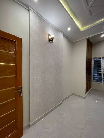 4 marla ground portion available g-13