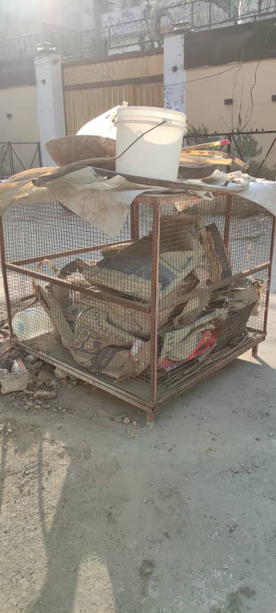 Iron cage for big dogs