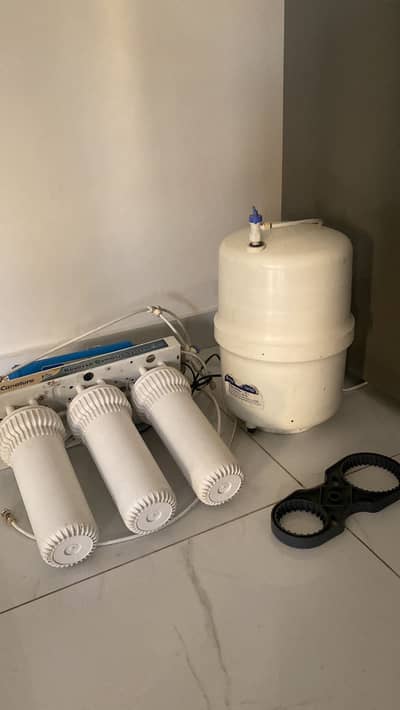 RO Plants / Water Purifiers / Water Filter Units / 3 Grade Water
