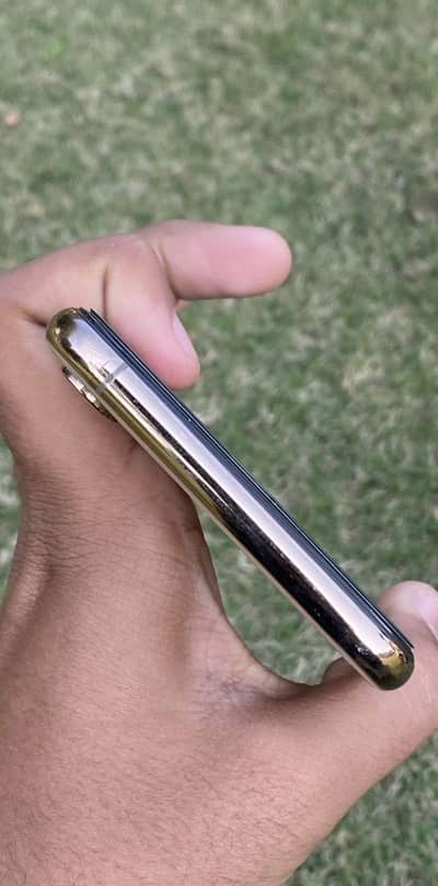 iPhone Xsmax 64 GB PTA