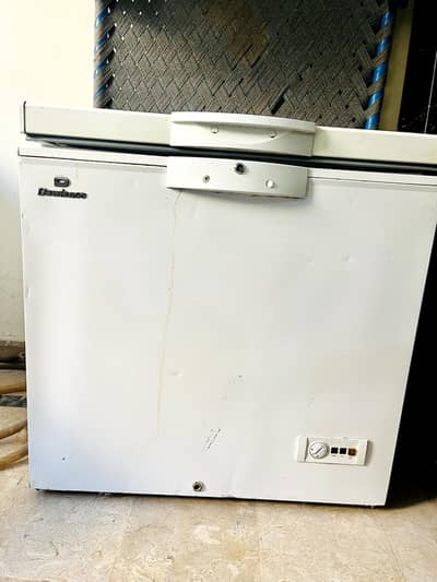 Dawlance deep freezer 100% Cooper Compressor