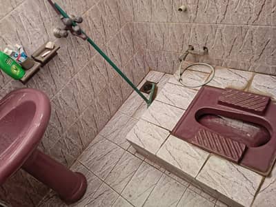 4 BED HOUSE FOR RENT IN JOHAR TOWN