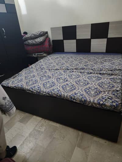 king size full bedroom  set with divider 75000 AED