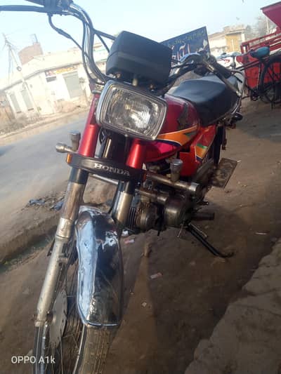 ہنڈا سی ڈی 70 فار سیل پھالیہ شہر میں دستیاب ہے