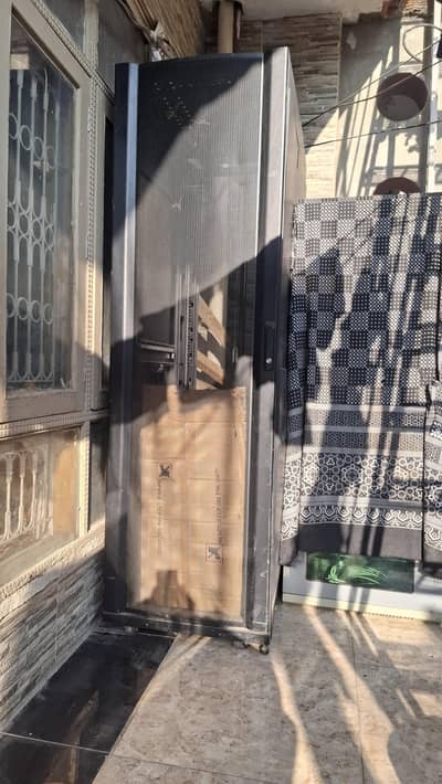 APC 42 Server Racknfor. sale