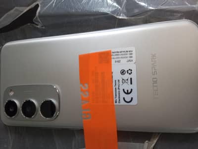 Tecno Spark 40 pro plus