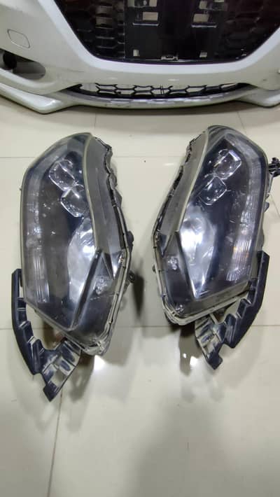 headlights Honda vezel