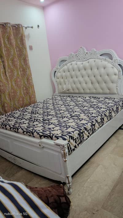 wooden bed for sale