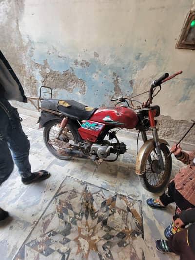 road prince 2012 model okay bike ha jas bhia ko chachea 03079682925