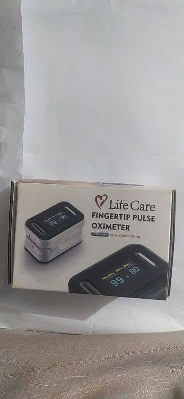 Life care finger tip pulse oximeter
