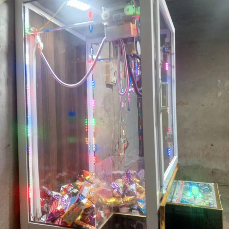 Claw machine 1