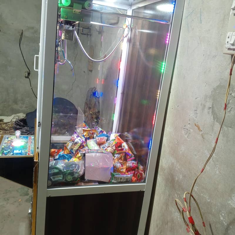 Claw machine 2