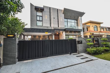 Furnished 1 Kanal Ultra Luxury Modern Bungalow For Sale Phase 6 Near To Raya Fairways Commercial