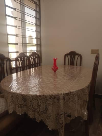 pure wood table with farmica sheet on top