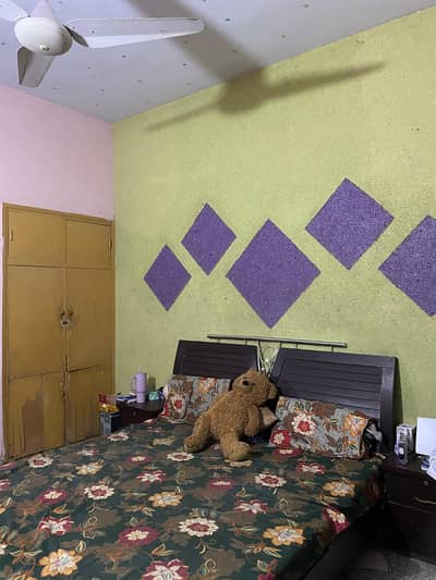 SECTOR-9 BEAUTIFUL FIRST FLOOR NORTH KARACHI