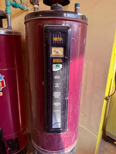35 gallen, used Super Asia Gyser in good working condition