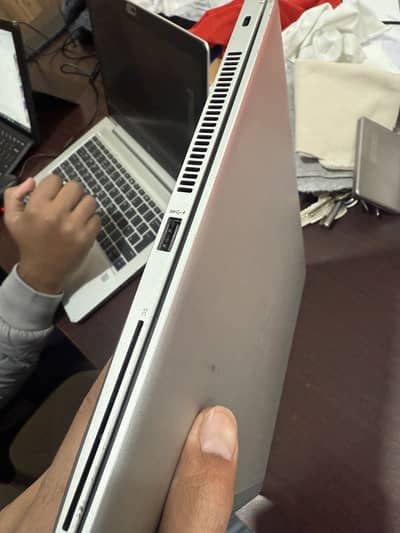 16 Ram 512 Ssd i5 7th gen  finger print 100% working