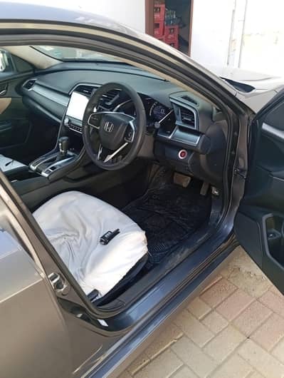 honda civic first owners. 03214717084 it's my number