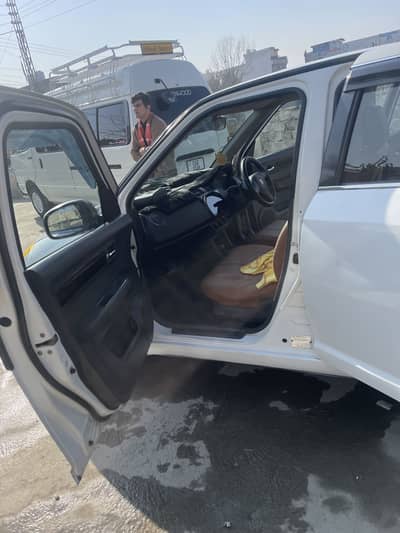 Suzuki swift 1.3 2017 model