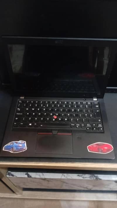 Lenovo x280