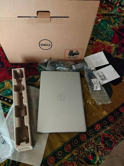 Dell laptop core i7  11 generation 32GB Ram 1TB storage