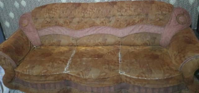 sofas good condition