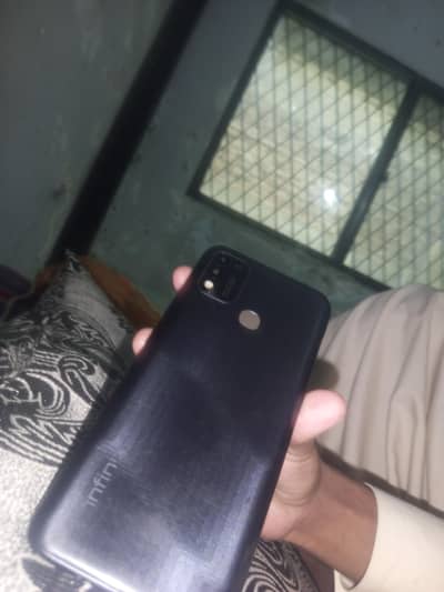 infinix hot 11 play 4/64 memory