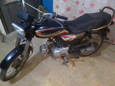 Honda 70 2010 karachi num
