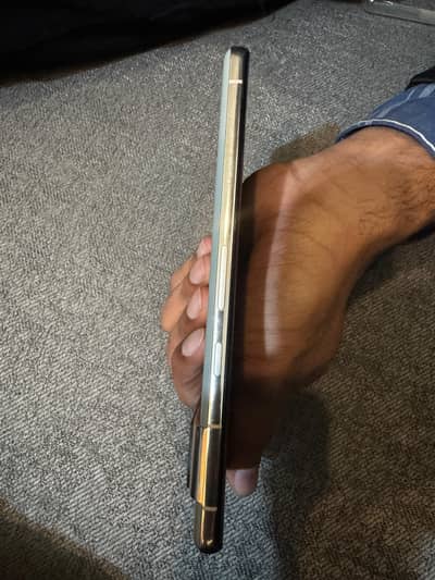 Google Pixel 7pro 10/10 condition | Best Battery Timing |