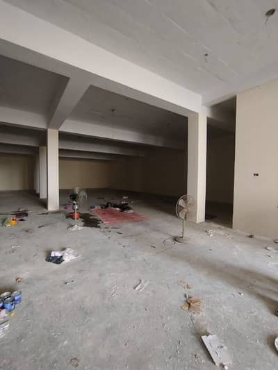 4 KANAL TRIPLE STOREY FACTORY FOR RENT ON FEROZEPUR ROAD, SUE E ASAL