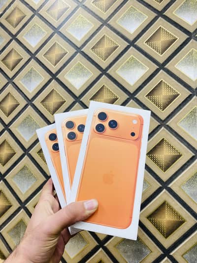 17 Pro Max Cosmic Orrange