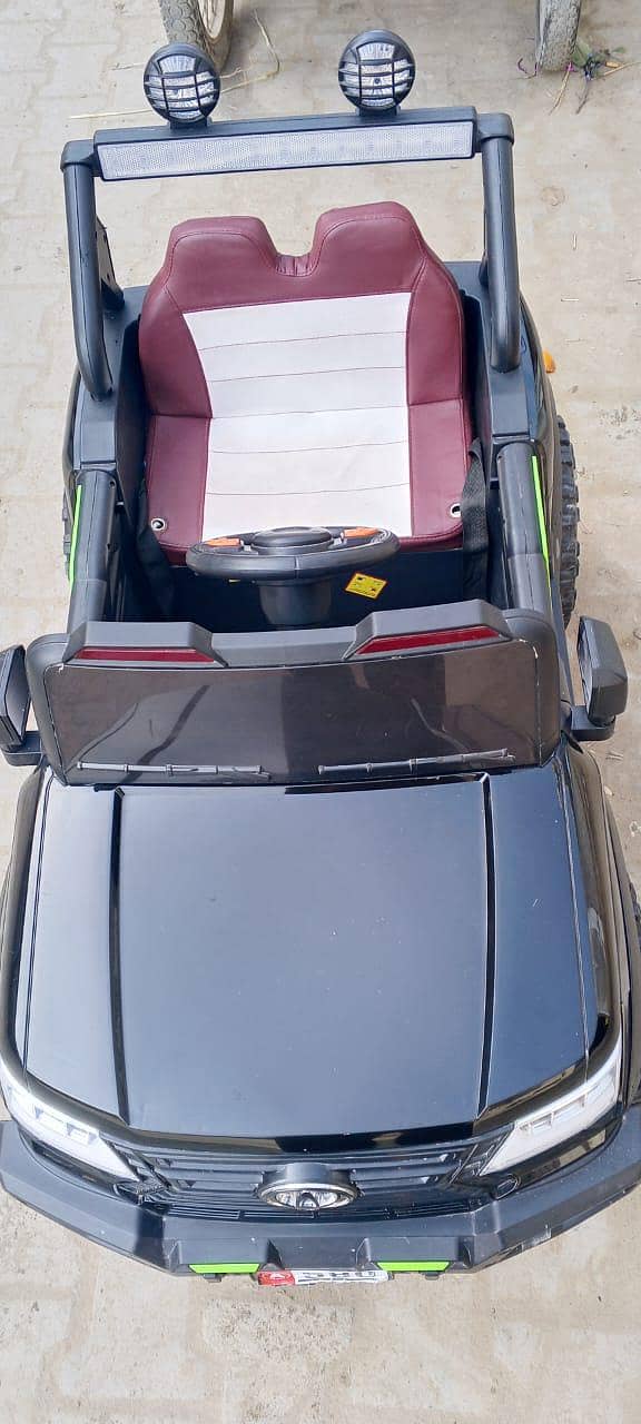 بچوں والی چارج یبل گاڑی ہے 5