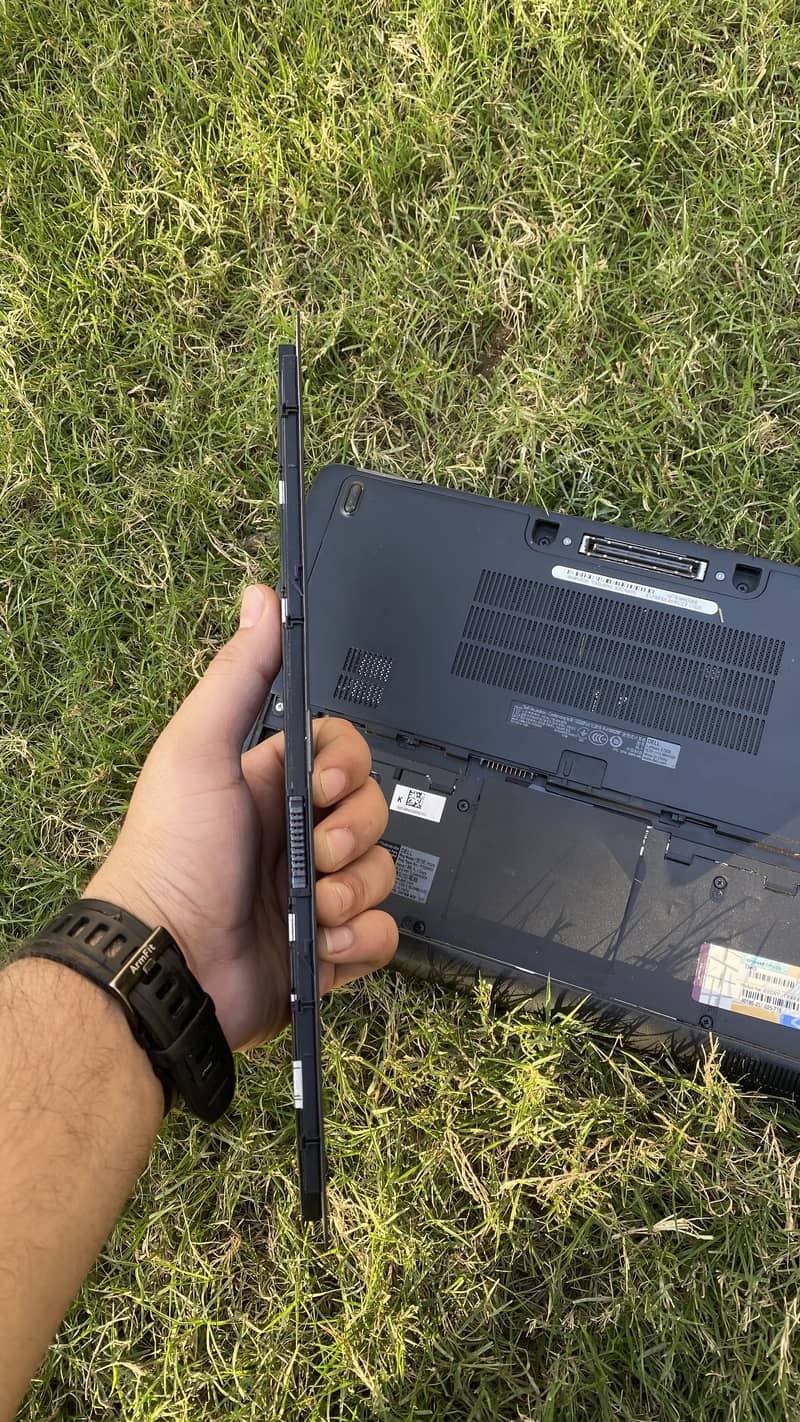 Dell letitude E7250 0