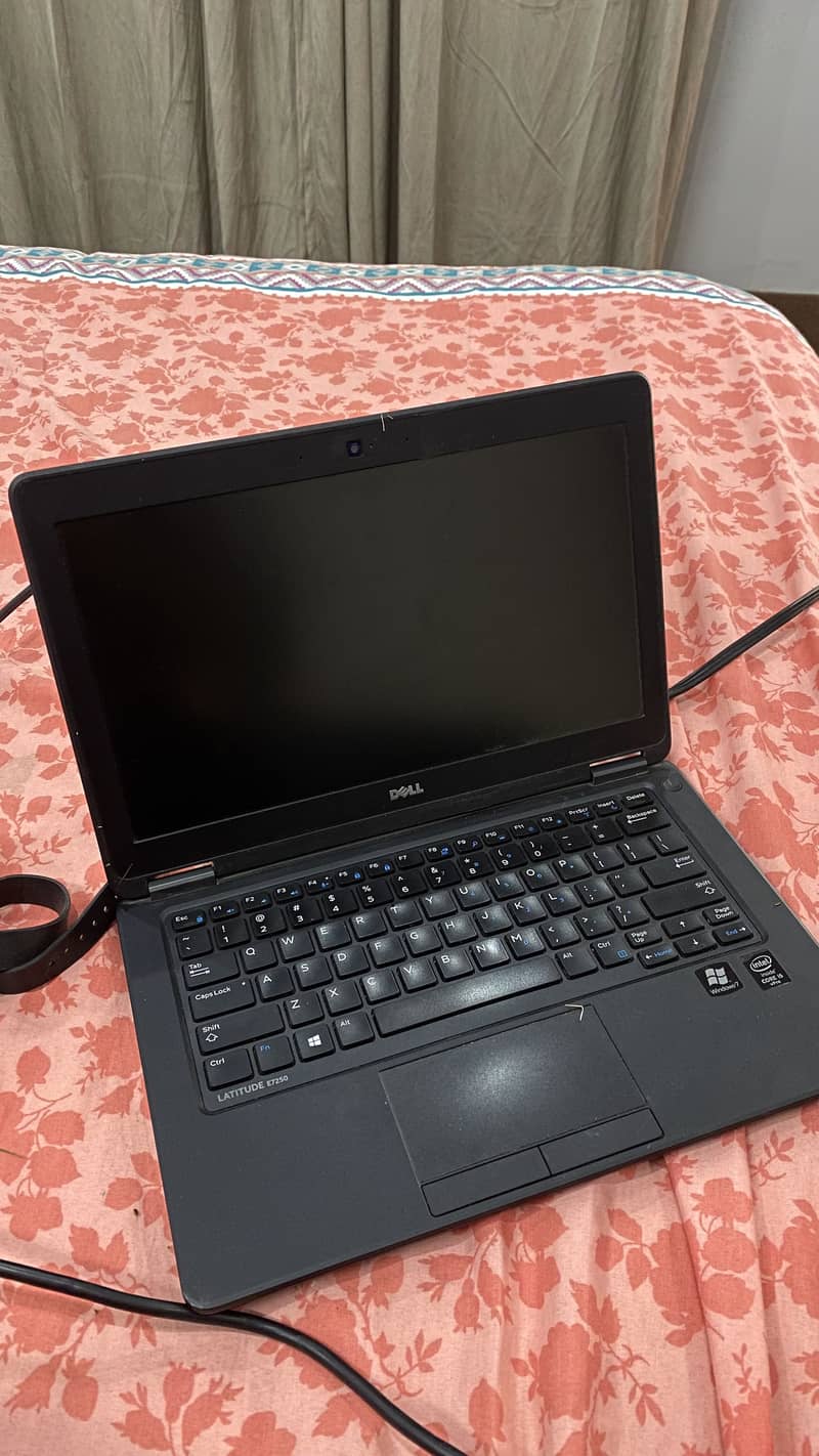 Dell letitude E7250 4