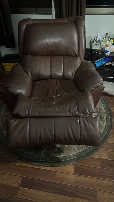 Recliner used slightly damaged