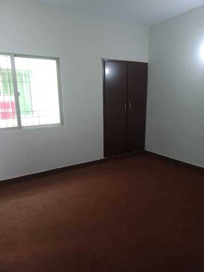 3Rooms for semi commercial purpose block 2 metroville separate entrance Saba Estate