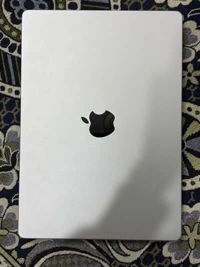 Apple MacBook Pro M1 pro