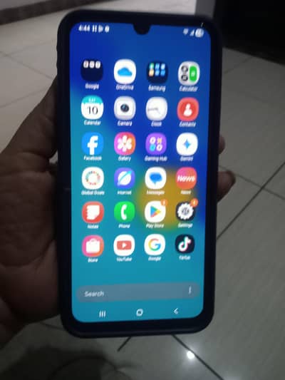 Samsung A15 5G for sell only set available USA say laya hu