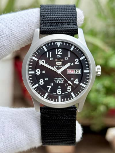 Seiko snzg15 | Black